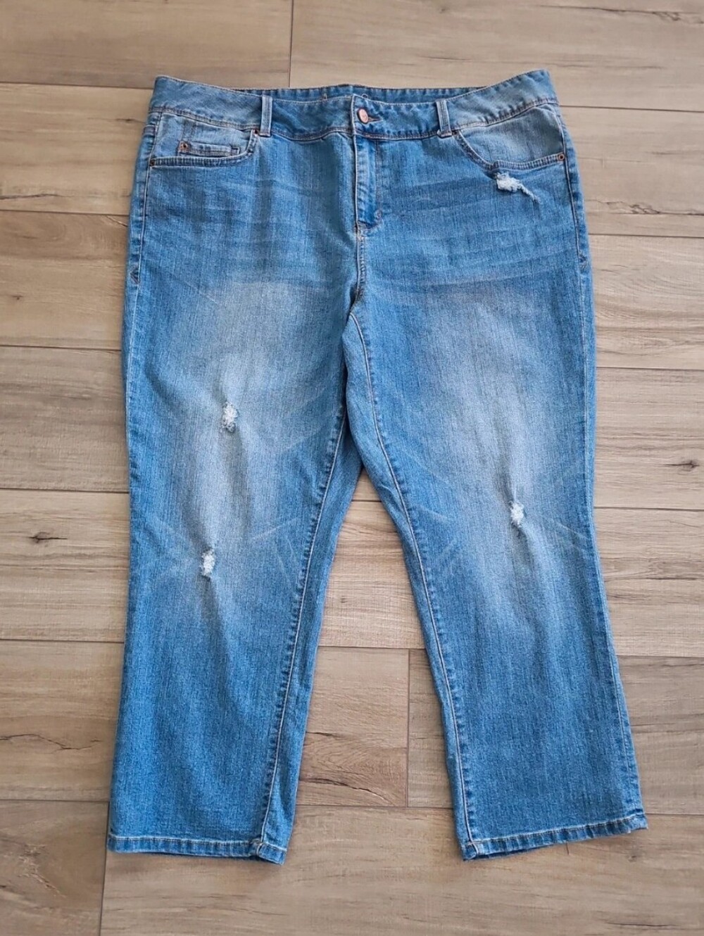American Rag Cie High Rise Distressed Cropped Jeans Light Wash 20W